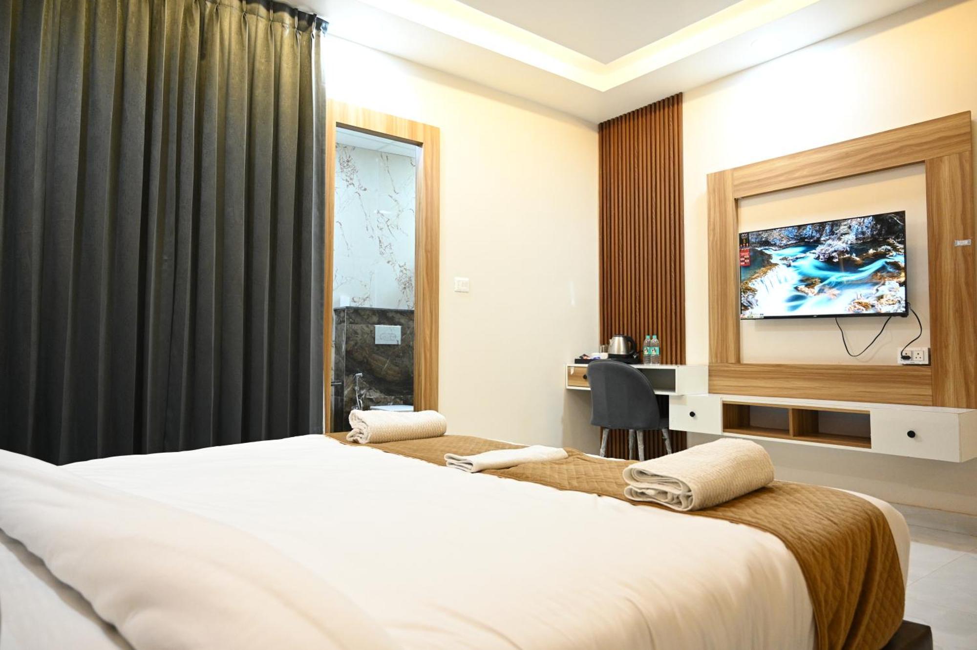 The Janki Hotel Ayodhya Zewnętrze zdjęcie