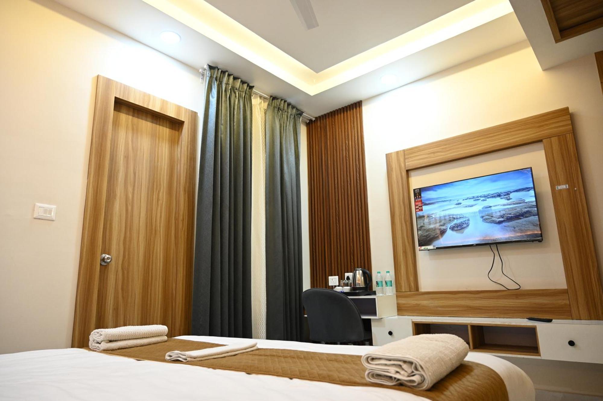 The Janki Hotel Ayodhya Zewnętrze zdjęcie
